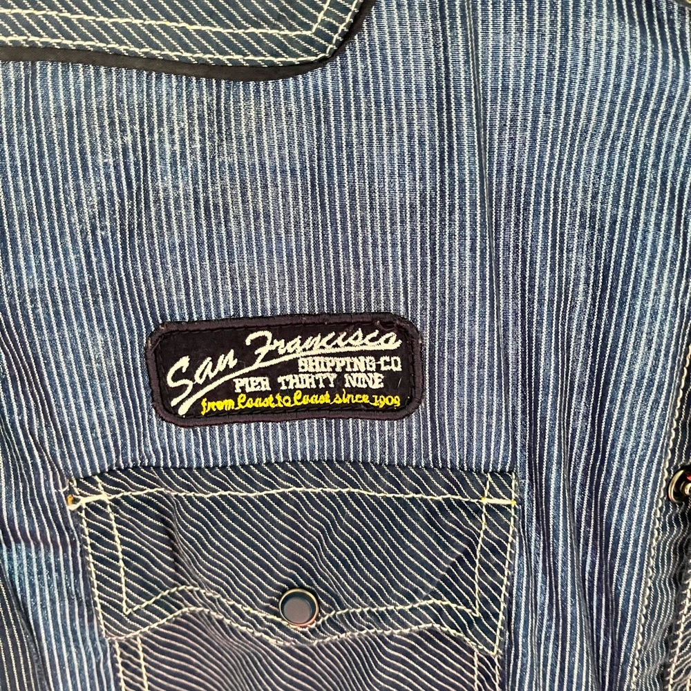 Nice button up - Picture 5 of 5